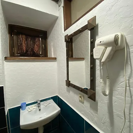 Staryi Krakiv Hotel Lviv Exterior photo