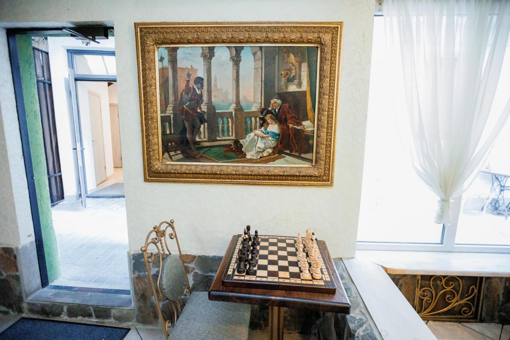 Staryi Krakiv Hotel 4*